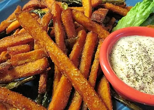 5% Cash Back at Poco's