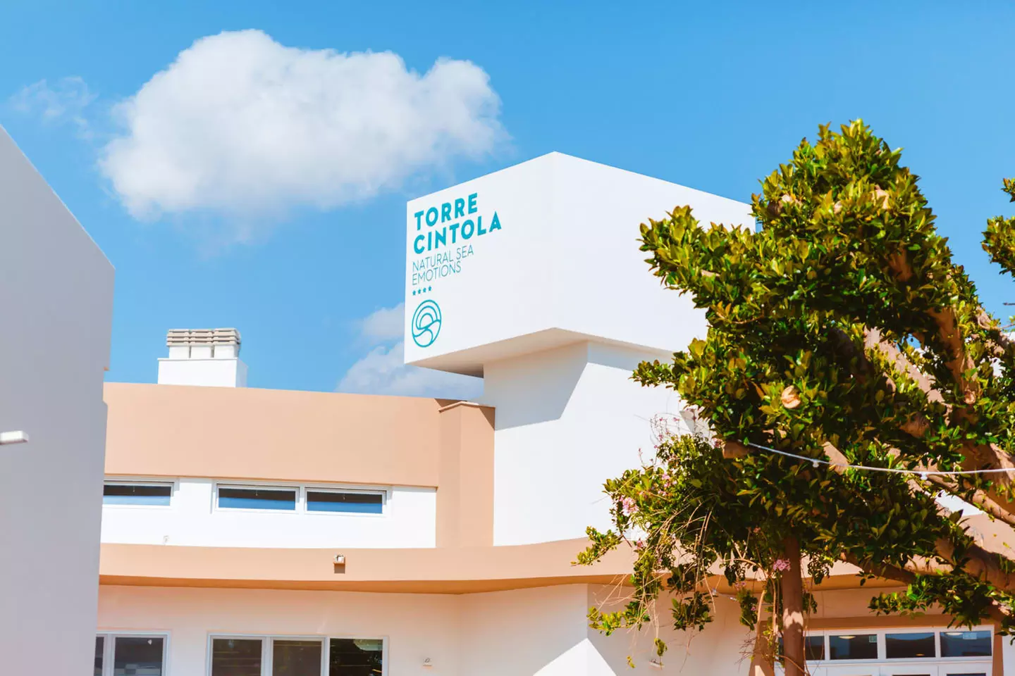 ✈ LES POUILLES | Monopoli - Torre Cintola Greenblu Sea Emotions 4*,...