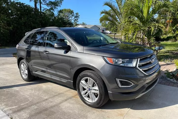 Moose Jaw to Saskatoon Airport (YXE) - Departure Private Transfer