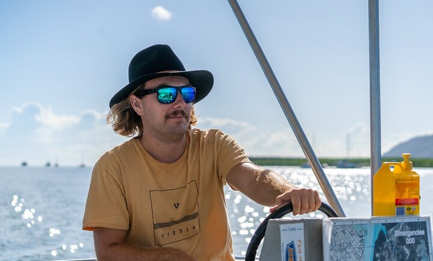 Image 2: Trinity Inlet Self-Drive Pontoon Boat Hire in Cairns