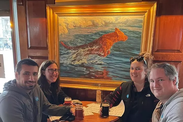 Small-Group History Tour Pub Crawl of Washington, D.C.