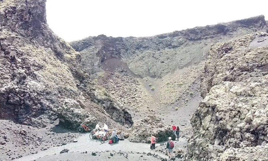 Image 13: Paseo guiado por carretera en buggy por el volcán en Lanzarote