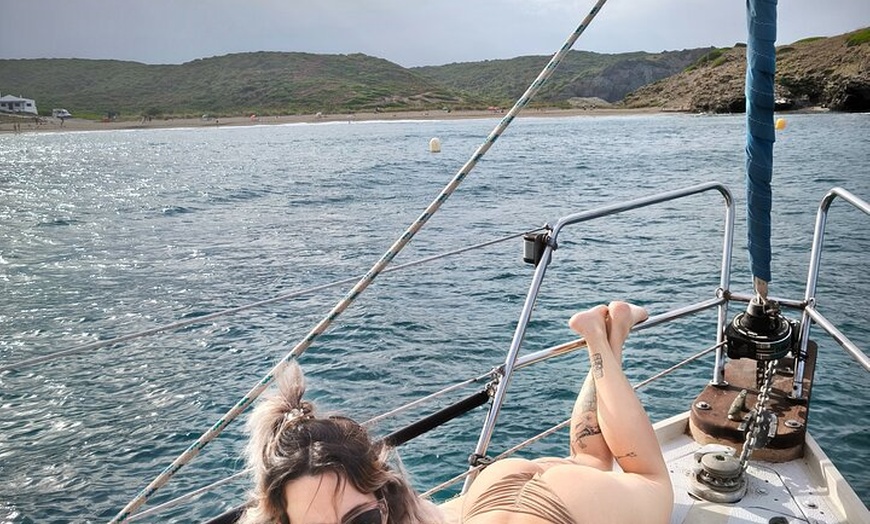 Image 6: Experiencia privada de vela al atardecer desde Cala Galdana