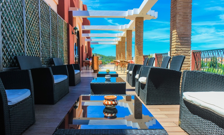 Image 12: ✈ ALGARVE | Silves - Colina dos Mouros 3*, 2 nuit - Piscine extérieure