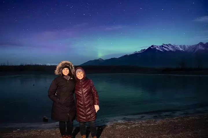 Anchorage Aurora Tour and Northern Lights Photo