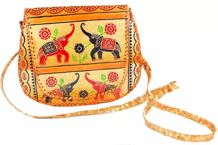 Sound Bath Meditation and Yoga Experience: Retail Therapy Gift for ...