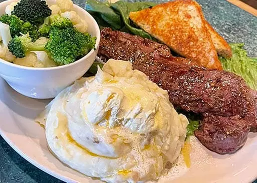 5% Cash Back at Celts Pub & Grill