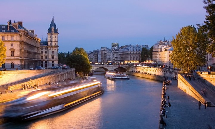 Image 15: Croisière sur la Seine et dégustation de crêpe près de la tour Eiffel