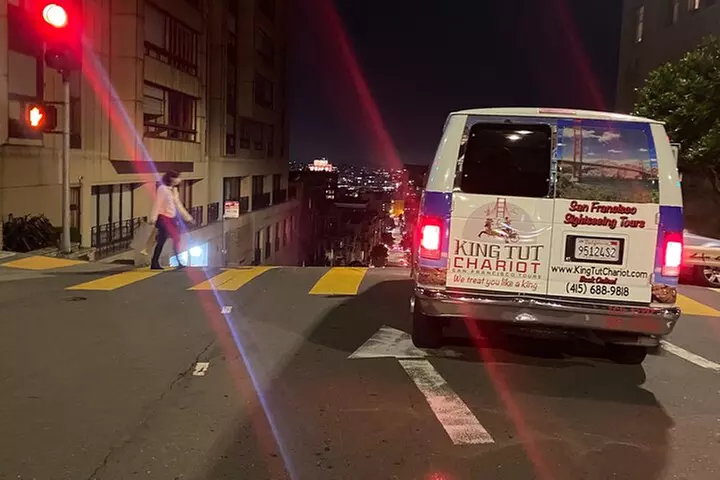 Ultimate Night Tour of San Francisco with Sightseeing Shuttle