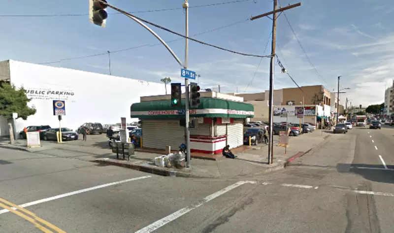 Parking at 401 E 8th St. Lot