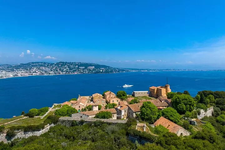Ferry depuis Nice jusqu'à l'île Sainte-Marguerite