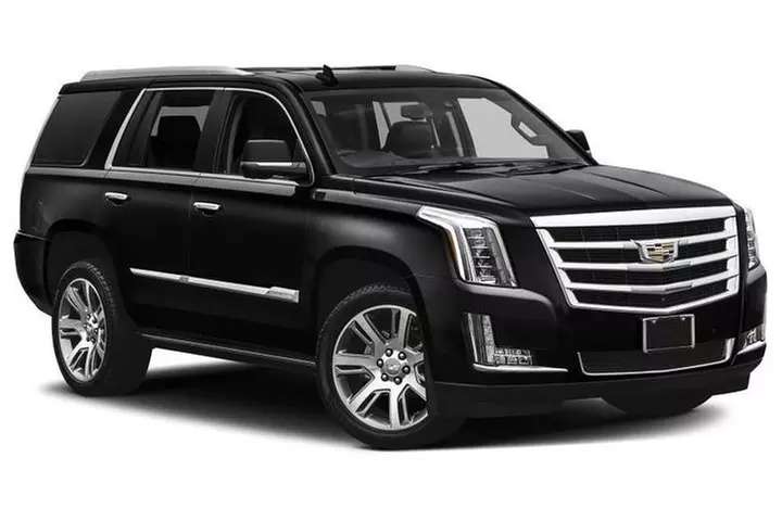 Private Car Service from Aspen or Snowmass to Denver Int'l Airport (DEN) - Primary Image