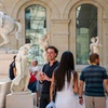 Image 2: Visite exclusive du Louvre – Guide privé et prise en charge à l'hôt...