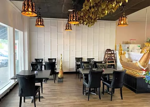 5% Cash Back at Canary House Thai Eatery