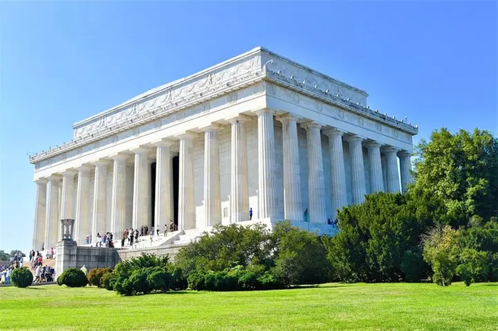 See DC In A Day: Guided Small Group Ultimate Day Tour