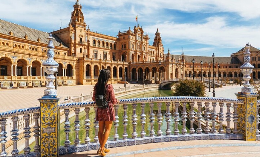 Image 2: Explora Sevilla en 60 minutos con un Local