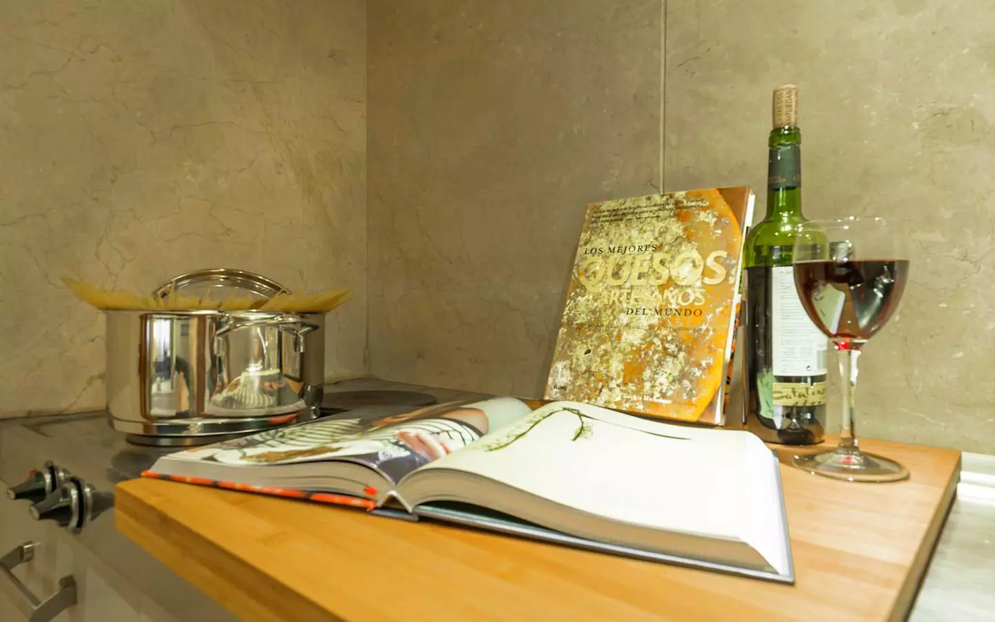 ✈ SPANIEN | Barcelona - Mariano Cubi Aparthotel Barcelona 4*, 2 Näc...