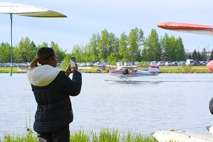 Anchorage Trolley's Deluxe City Tour