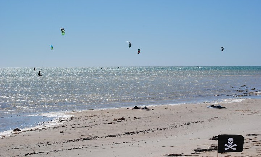 Image 8: Kitesurfing Lesson