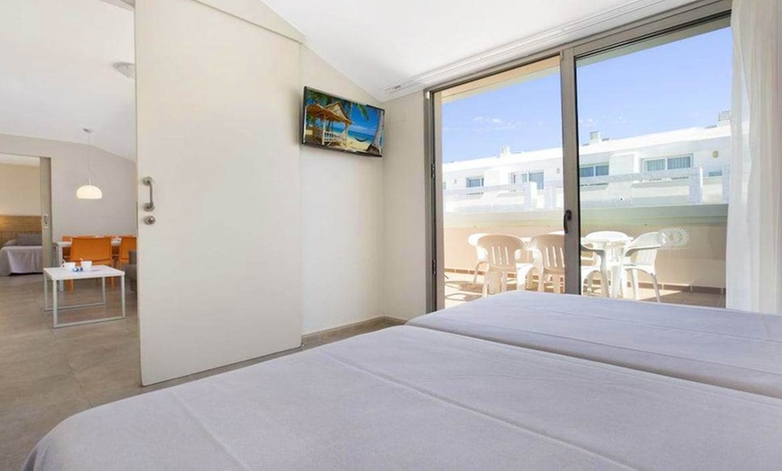 Image 6: ✈ COSTA BARCELONA | Pineda de Mar - Odissea Park Aparthotel 4*, 3 n...