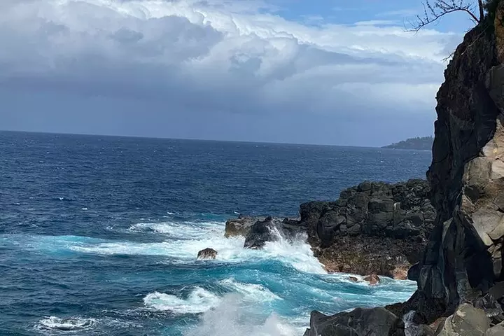 Waipi'o on Horseback: Mountain Ocean Views Working Cattle Ranch