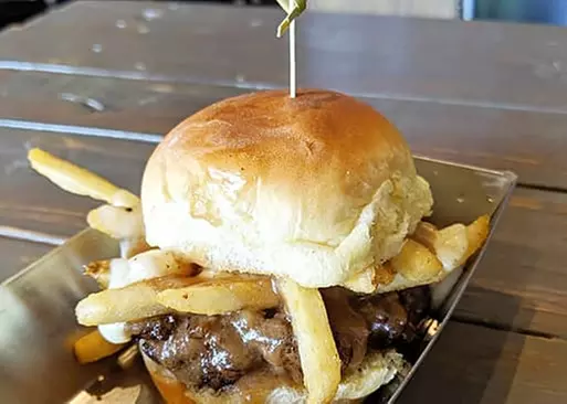 5% Cash Back at Sidecar Slider Bar - Lansing