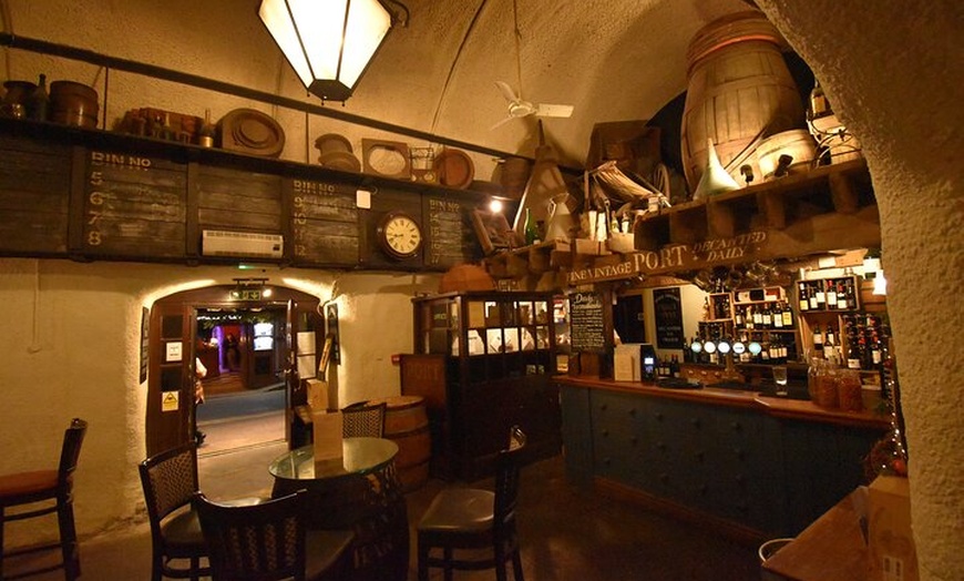 Image 3: Private Historic Pubs of London Bridge and Borough Walking Tour