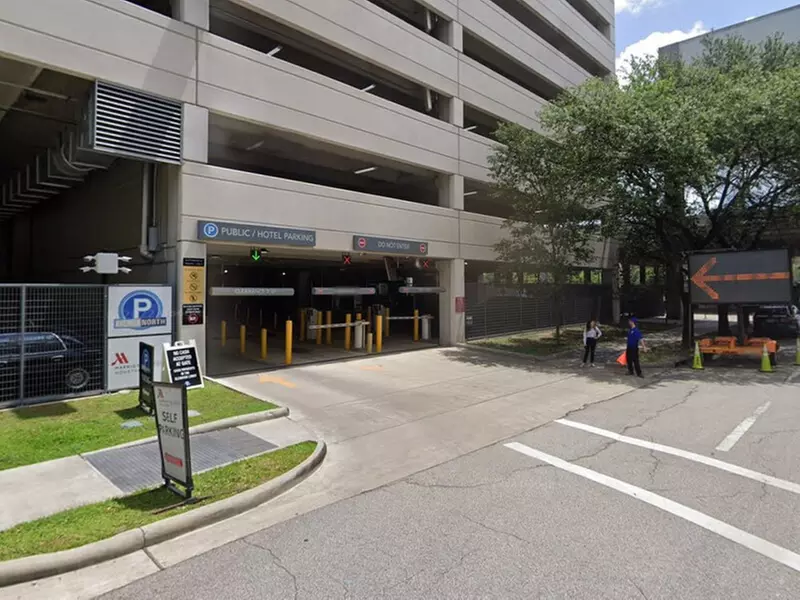 Parking at Avenida North Garage