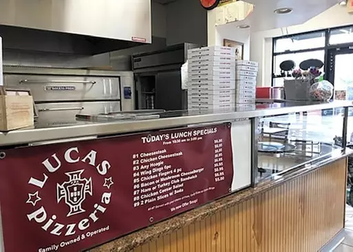 5% Cash Back at Lucas Pizzeria
