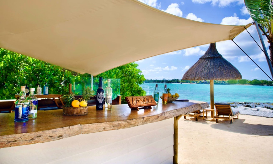 Image 9: ✈ MAURITIUS | Grand Baie - Hotel 20 Degrés Sud 5* - Außenpool