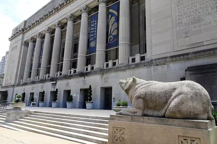 Landmarks Downtown-West Walking Tour