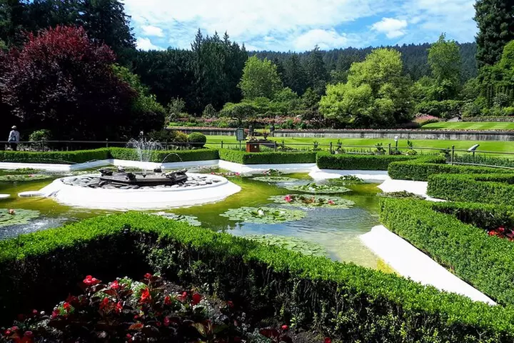 Private Butchart Gardens Tour - Primary Image