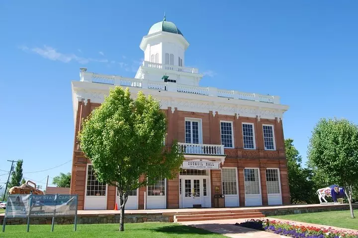 Self-Guided Salt Lake City Scavenger Hunt: Salt Lake's Settlers