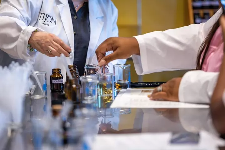 Miami Perfume Making Experience - Fragrance Workshop 90 Minutes - Primary Image