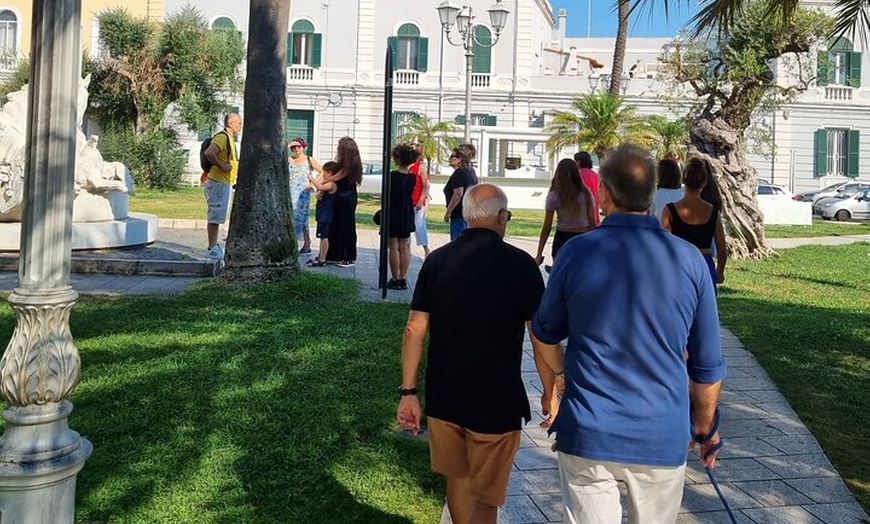 Image 12: Brindisi: Visita Guidata sulla Storia e l'antica Via Appia Romana