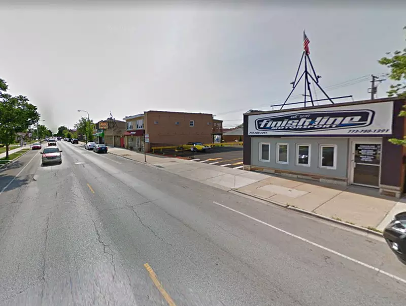 Parking at 6547 W. 63rd St. Lot - Primary Image
