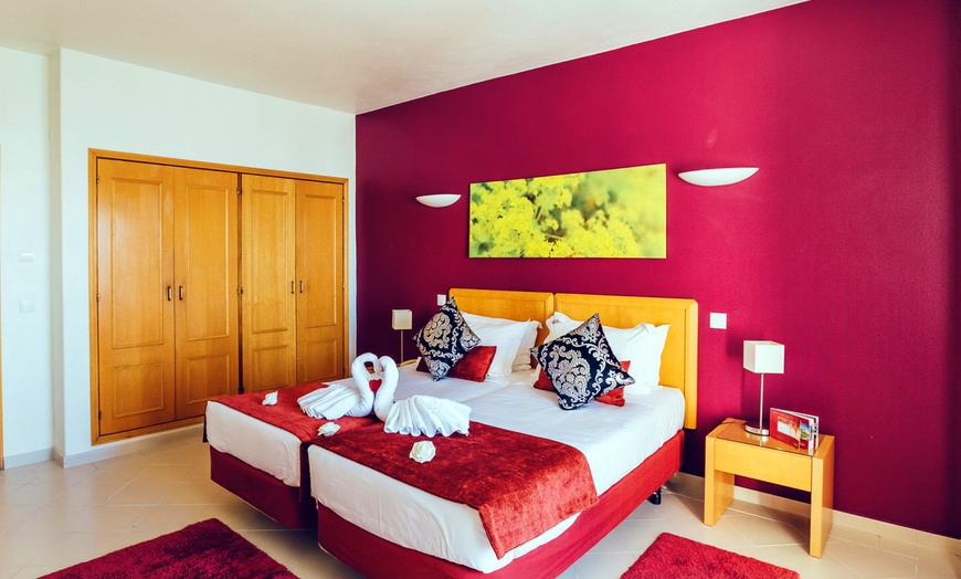 Image 6: ✈ ALGARVE | Albufeira - Muthu Forte da Oura Apartment Hotel 5*, 2 n...
