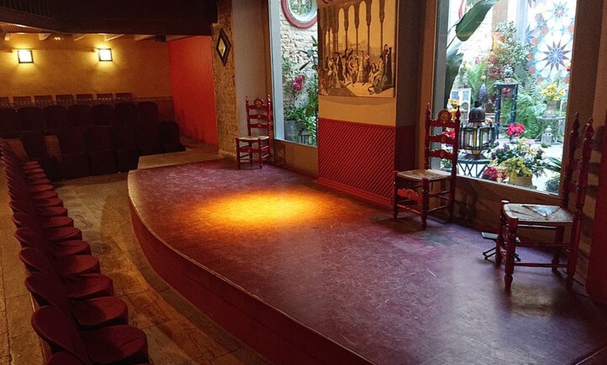 Image 4: Entrada al espectáculo de flamenco en la Casa de la Memoria