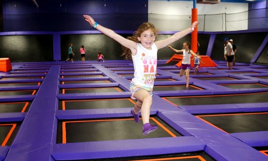 Image 2: $39.50 For 60 Minutes Of Jump Time For 4 People (Reg. $79)