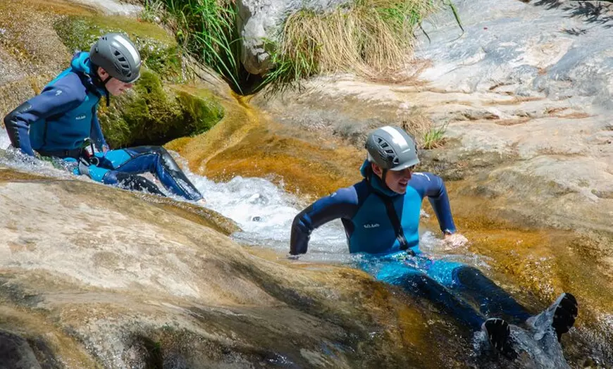 Image 4: Aventura de Barranquismo en Rio Verde en Granada