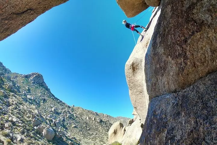 Rappelling Adventure in Scottsdale