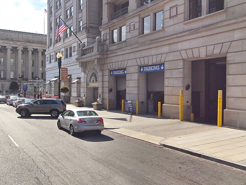 Parking at Metropolitan Square Garage - Keys Held