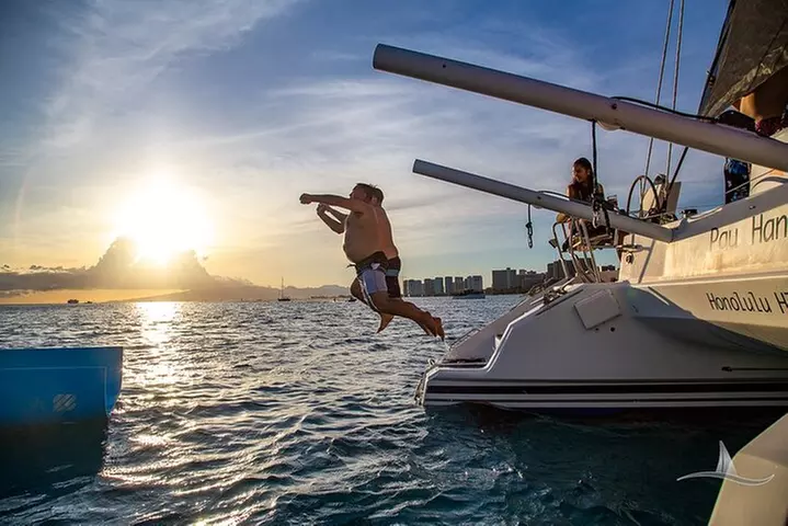 3 Hour Luxury Private Sailing Catamaran for 7-12 People