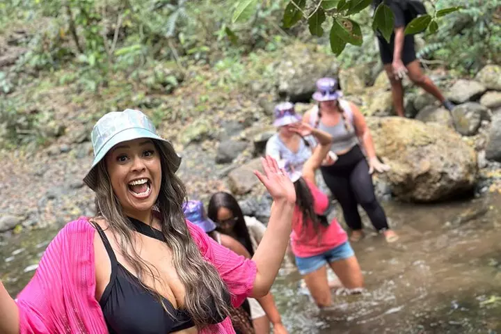 Hiking Tour and Play in Charco El Pilon - Primary Image