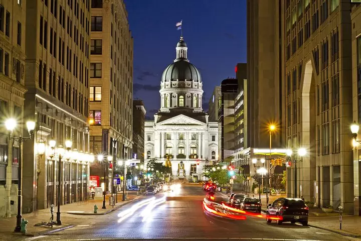 Smartphone-Guided Walking Tour of Downtown Indianapolis Sights & St...