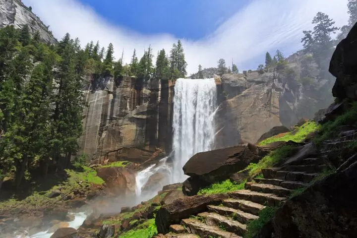 Yosemite National Park Self Guided Driving Audio Tour Guide