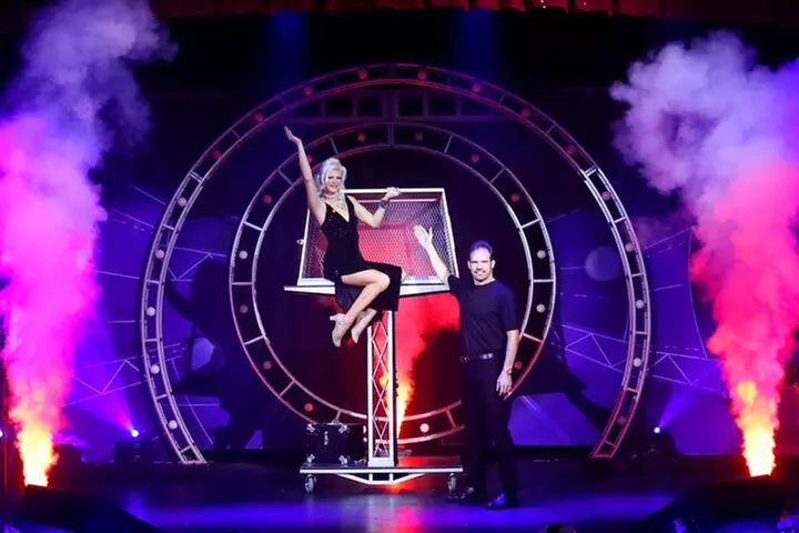 Escape Reality Branson Magic Dinner Show