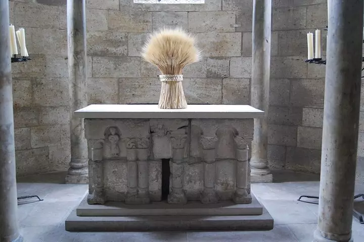 NYC: Metropolitan Museum of Art Self-Guided Tour & Ticket - Primary Image