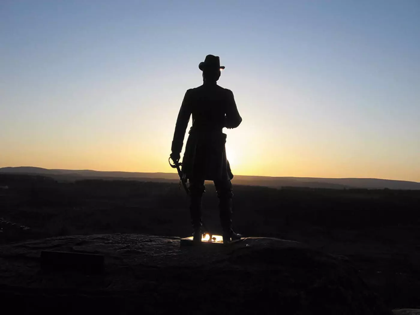 $40 For The 'History & Haunts Tour' Including Paranormal Expedition (Reg. $80) - Second Medium