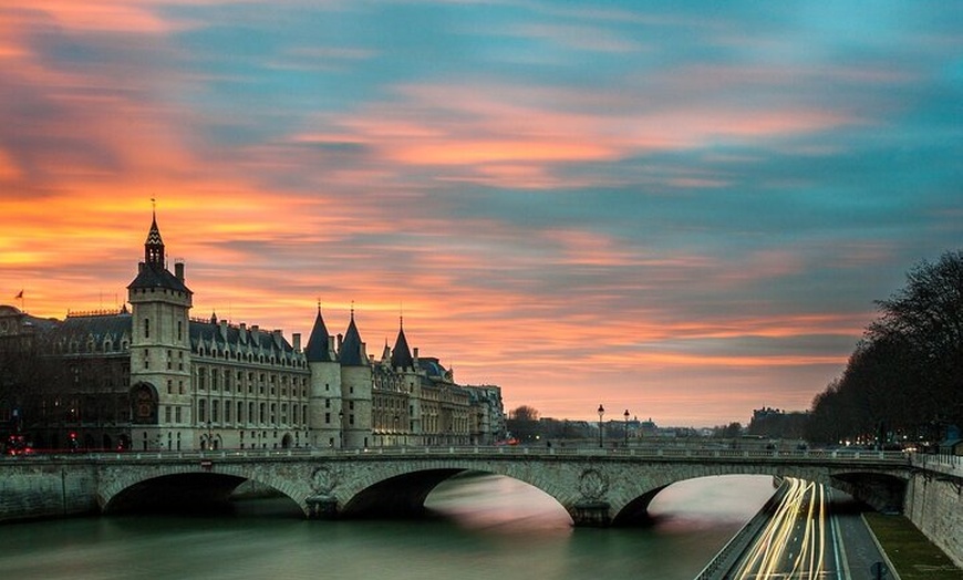 Image 12: Croisière sur la Seine et dégustation de crêpe près de la tour Eiffel